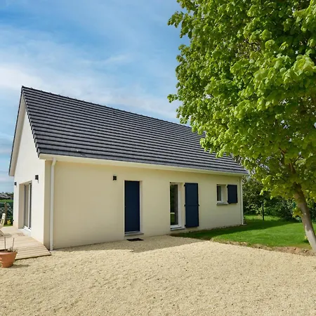 Le Chemin De La - A 300 M De La Bernières-sur-Mer