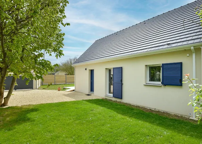 Le Chemin De La - A 300 M De La בית נופש *