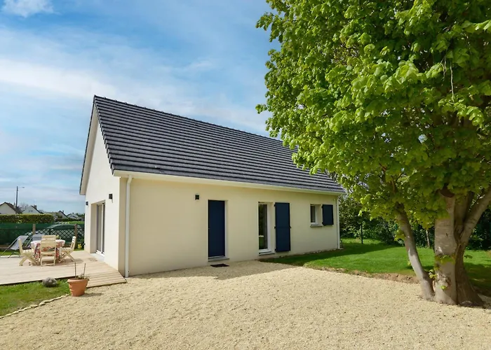 Le Chemin De La - A 300 M De La Bernières-sur-Mer